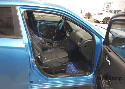 2019 Dodge Charger Sxt Rwd z USA, uszkodzony, nr VIN 2C3CDXBG7KH553218